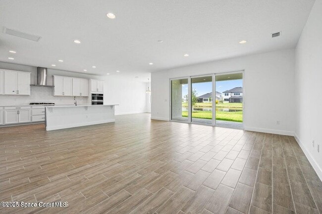 Building Photo - 2737 Kamin Dr