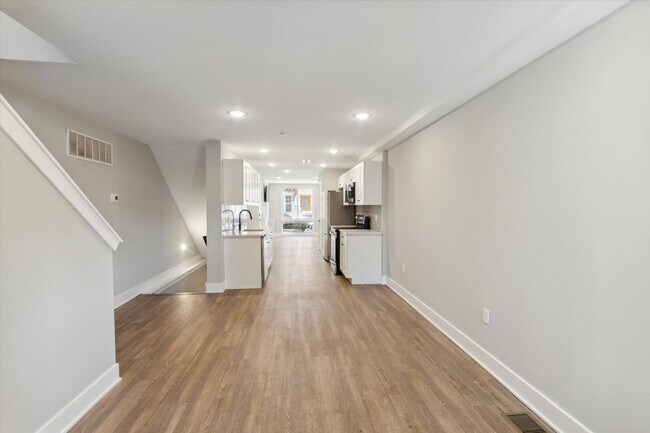 Building Photo - 1914 N Gratz St