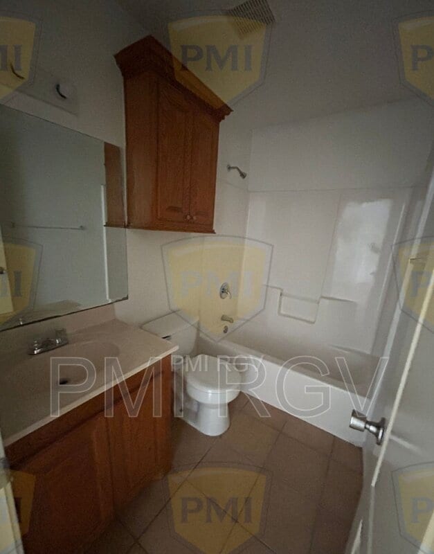 Building Photo - 1503 E Coyote St