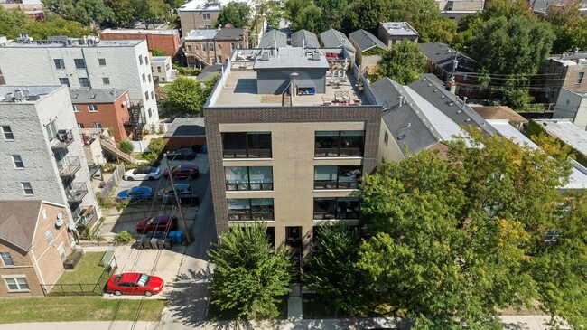 Building Photo - 117 S Bell Ave