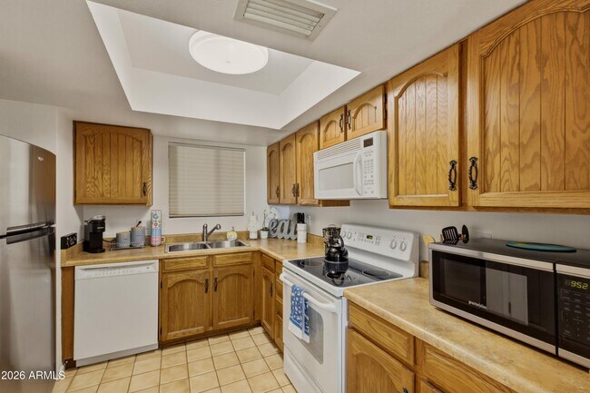 Building Photo - 709 S Power Rd