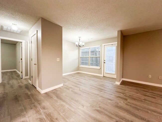Building Photo - 1444-1446 N Dawn Drive