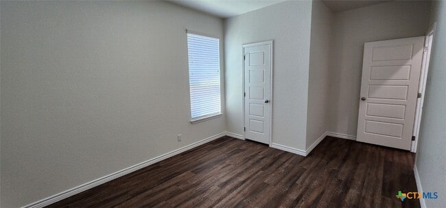 Building Photo - 1108 Carlsberg Dr