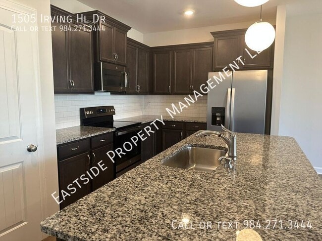 Building Photo - 1505 Irving Hl Dr