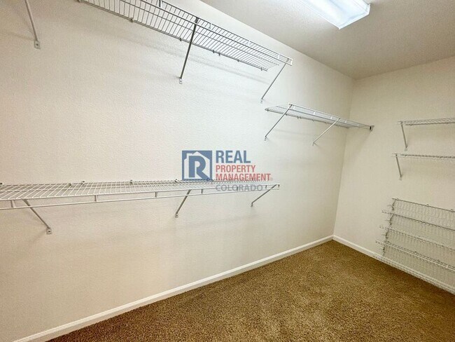 Building Photo - 4640 Ginger Ct