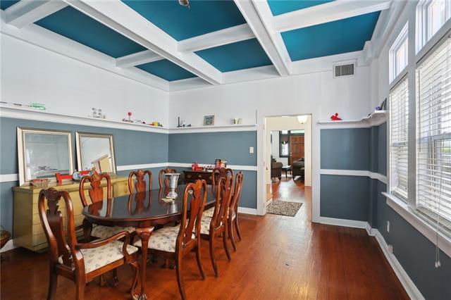 Building Photo - 2625 Baronne St