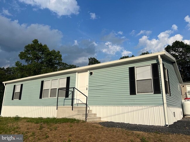 Building Photo - 107 Dugan Ct
