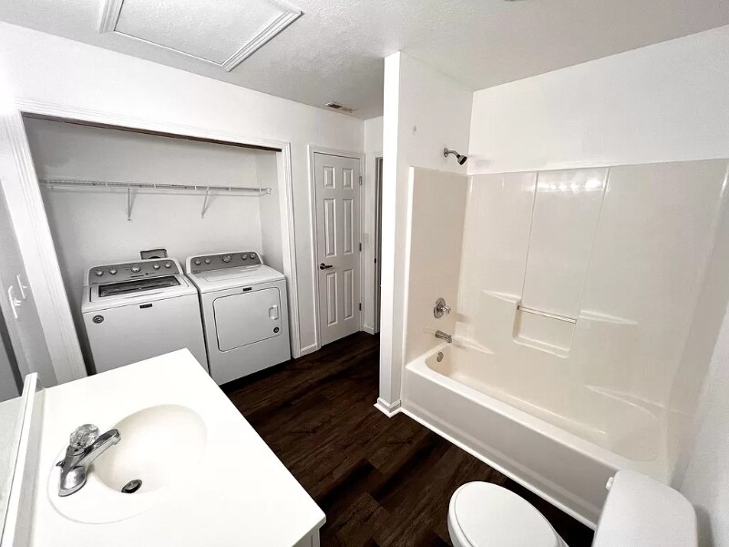 Building Photo - 3860 S Cramer Cir