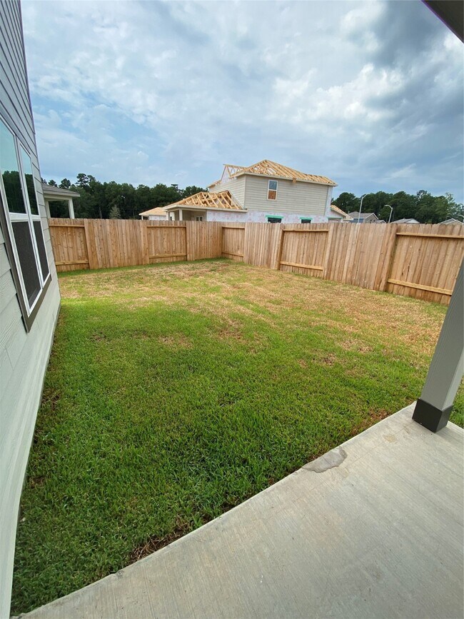 Building Photo - 122 Alset Dr