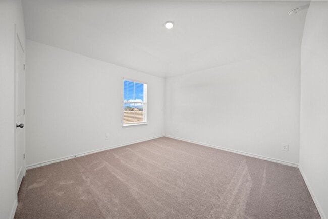 Building Photo - 649 Amber Fls Dr