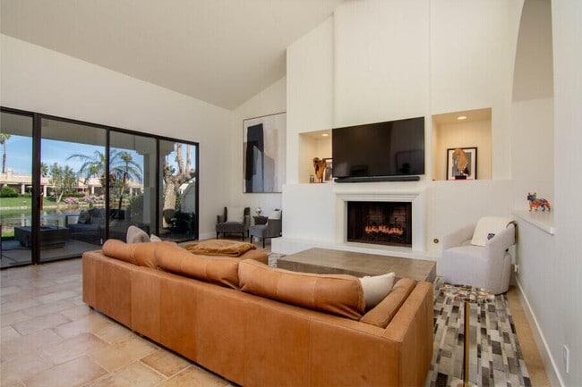 Building Photo - 80671 Cherry Hills Dr