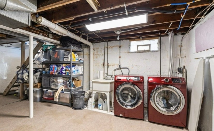 Building Photo - 524 Riley St