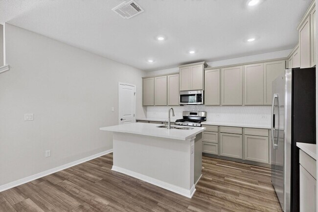 Building Photo - 13817 Gilwell Dr
