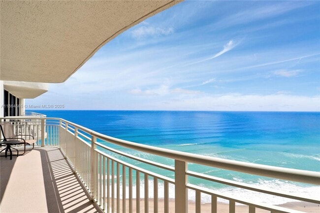 Building Photo - 3000 N Ocean Dr