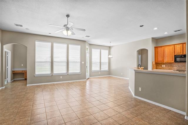Building Photo - 141 Shumard Dr