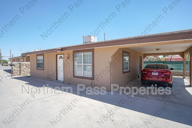 Building Photo - 216 S Schutz Dr