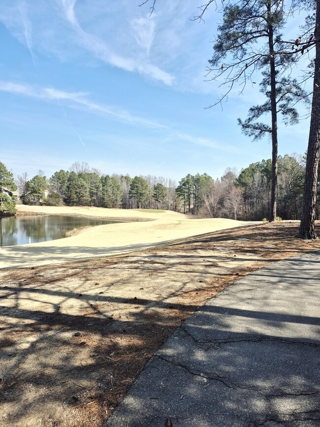 Building Photo - 1563 Providence Knoll Dr