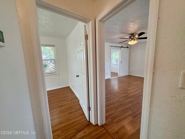 Building Photo - 288 Boylston Ave