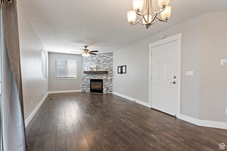 Living Room - 4089 S Edith Grove Ln