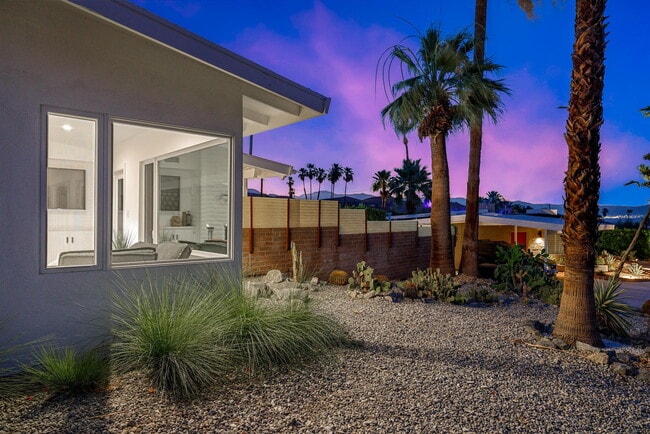 Building Photo - 38951 Bel Air Dr