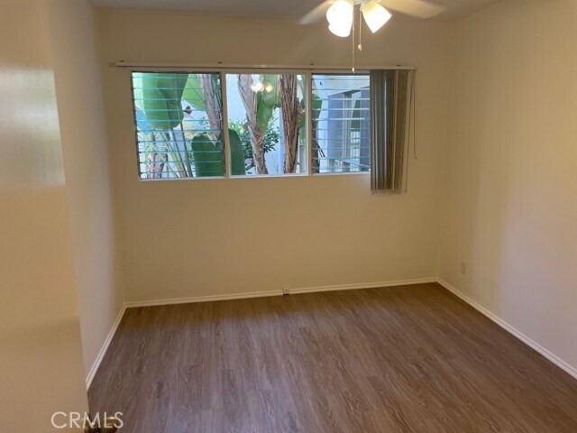 Building Photo - 630 San Vicente Blvd