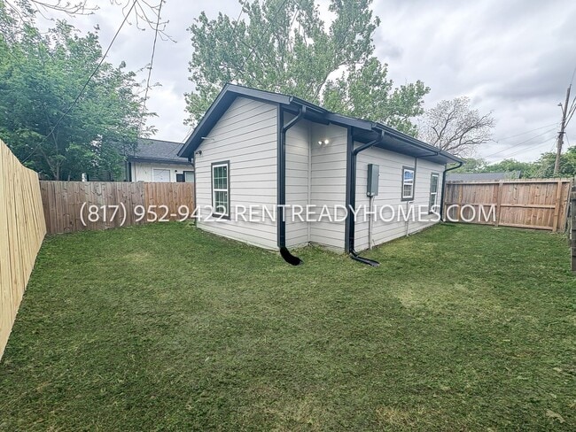 Building Photo - 6534 Myrtle St