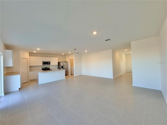 Building Photo - 3663 Hardman Dr