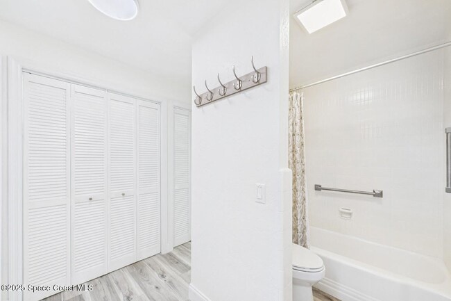 Building Photo - 778 Nassau Rd