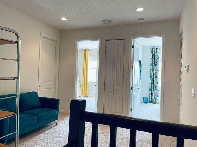 Building Photo - 1527 NW 48th Ln