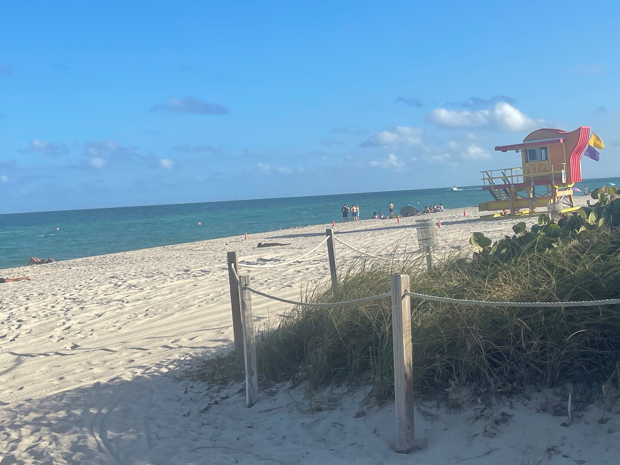 Building Photo - 7824 Collins Ave