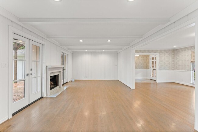 Building Photo - 6158 Burgoyne Rd