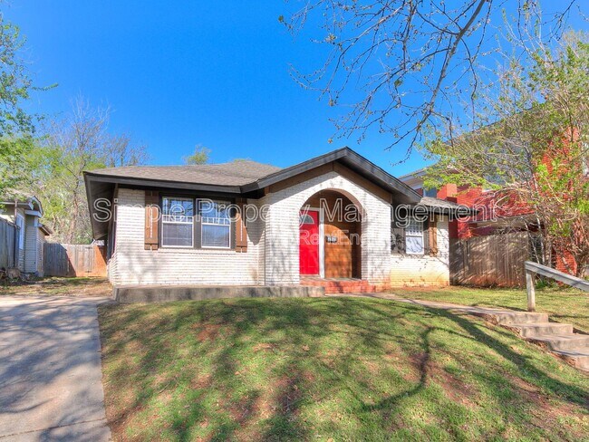 Building Photo - 2605 N Robinson Ave