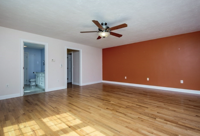 Building Photo - 22 Cortland Dr