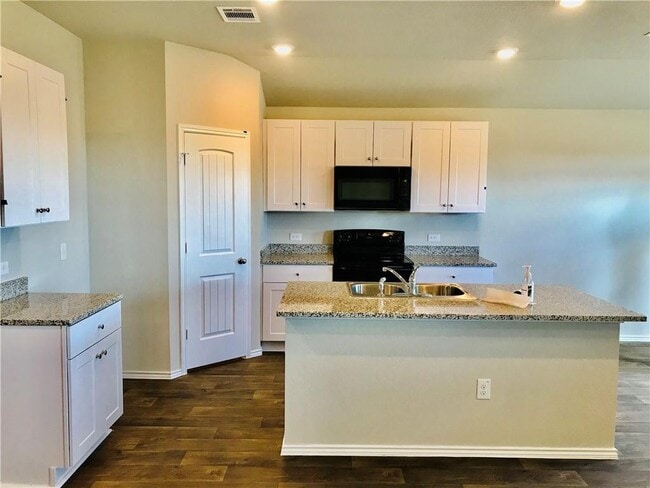 Building Photo - 6009 Xene Dr