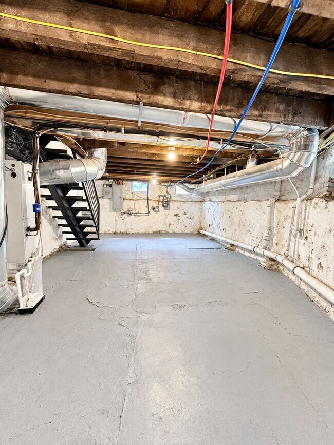 Building Photo - Rooftop Deck Living in Fishtown — Spacious 3-Bed, 2-Bath Home for Rent