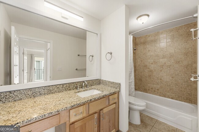 Building Photo - 210 Granville Ct