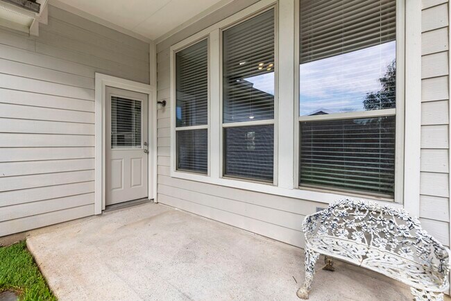 Building Photo - 21810 Colter Stone Dr