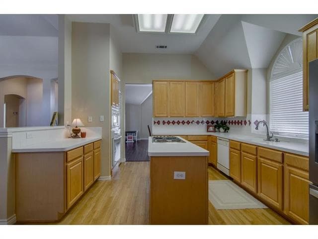 Building Photo - 10310 Mallory Dr