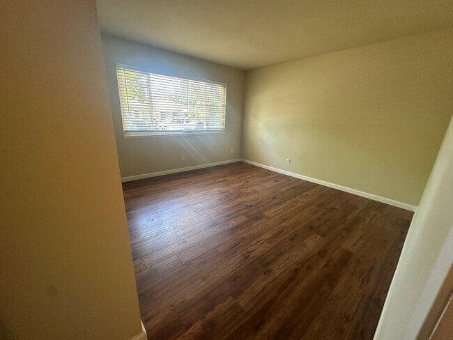 Building Photo - 871 El Cerrito Way