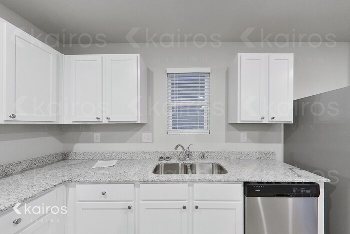 Building Photo - 247 Hawthorn Trail