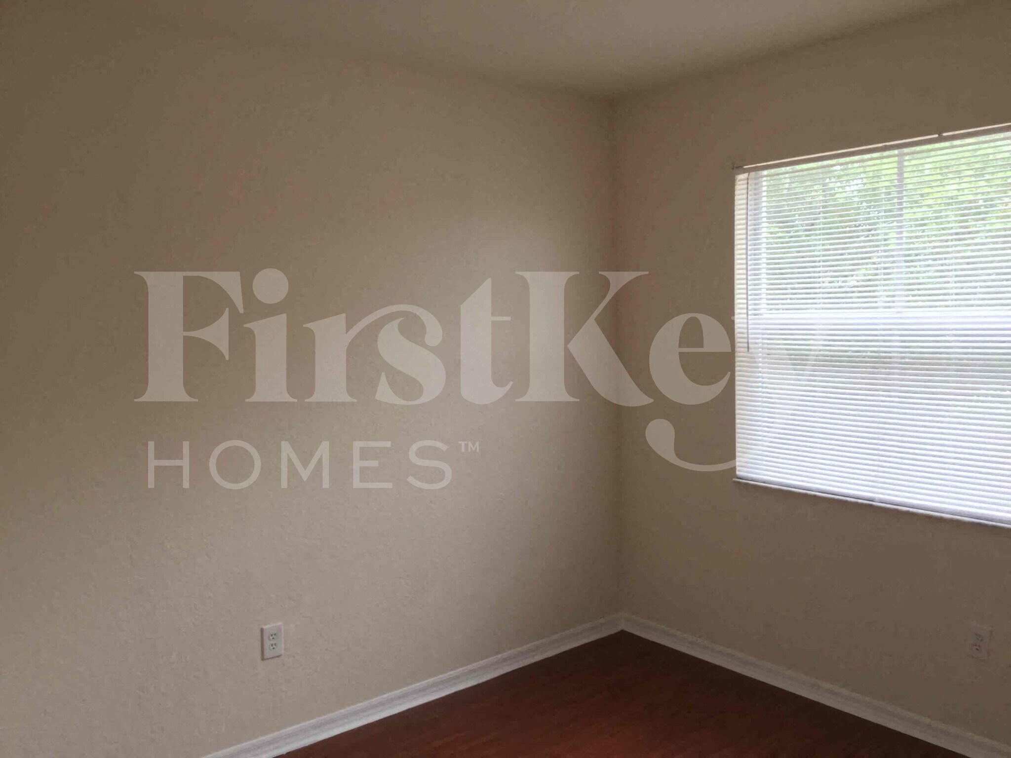 Building Photo - 1624 SE 20th Rd