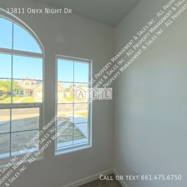 Building Photo - 13811 Onyx Night Dr