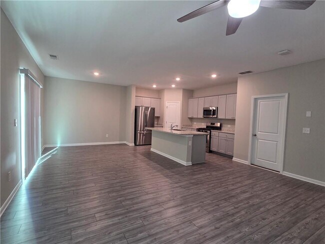 Building Photo - 2088 Nuthatch Dr