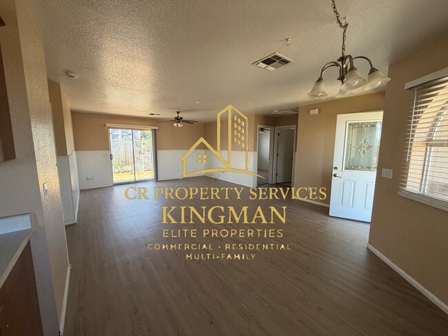 Building Photo - Move-In Ready 4BR Home with New Flooring and RV Access