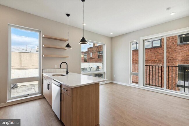 Building Photo - 308 W Chelten Ave