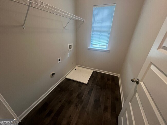 Building Photo - 50 Crabapple Ridge Dr
