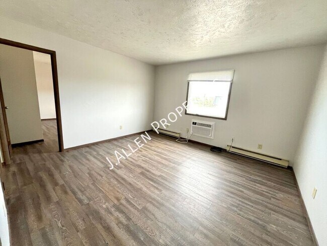 Building Photo - 107 Gold Strike Dr