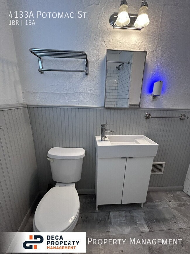 Building Photo - 4133 Potomac St