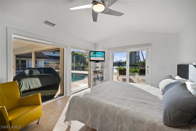 Building Photo - 319 Pirates Bight