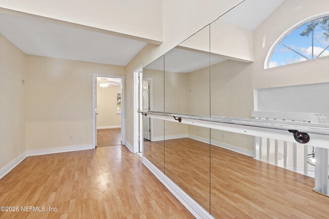 Building Photo - 9960 Moorings Dr